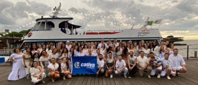 Cativa rene equipe para brindar 2023